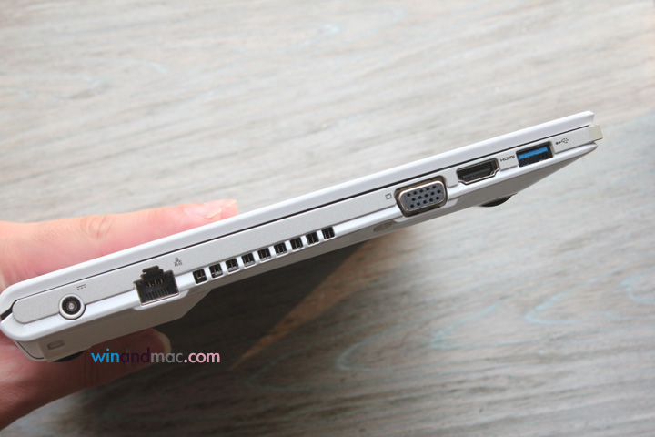 fujitsu-lifebook-s935-hongkong-6