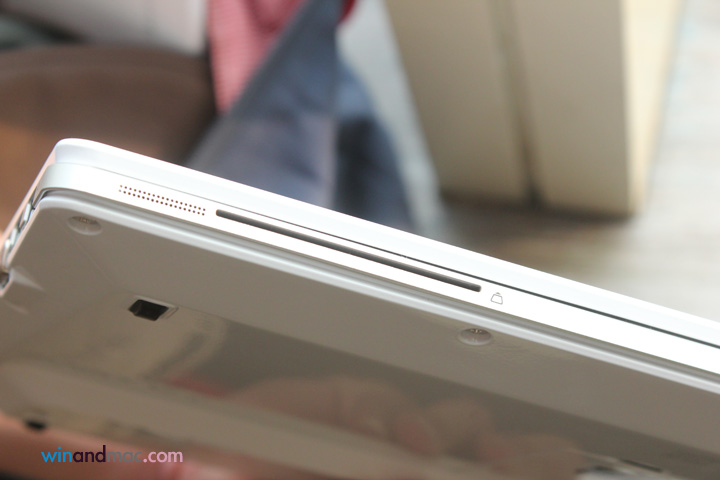 fujitsu-lifebook-s935-hongkong-7