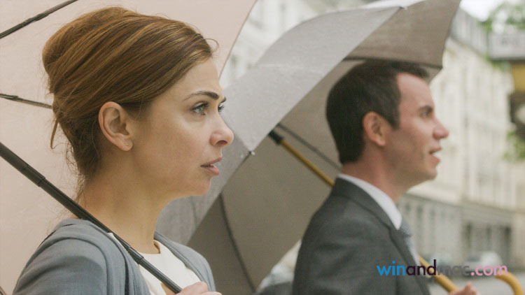 De_Surprise still 91