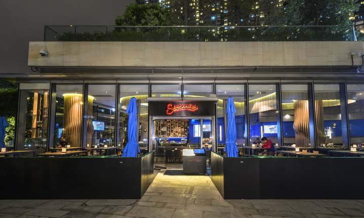 Stormies Yoho Mall_Exterior_Night