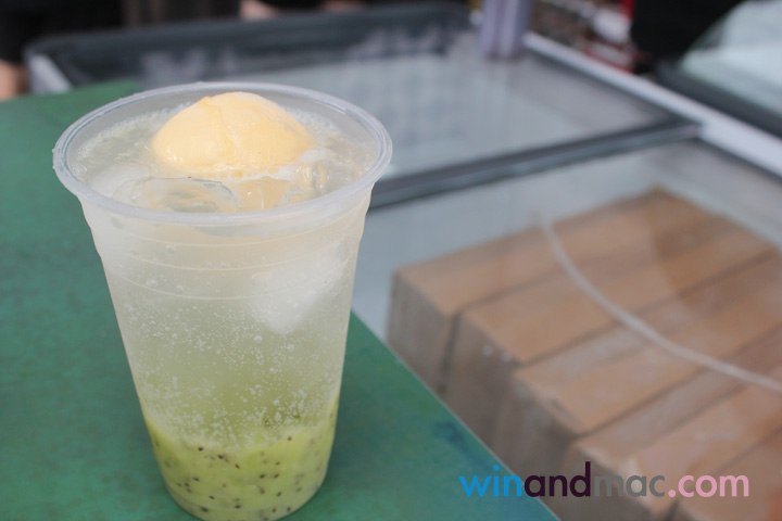 lai-yuen-park-eating-13