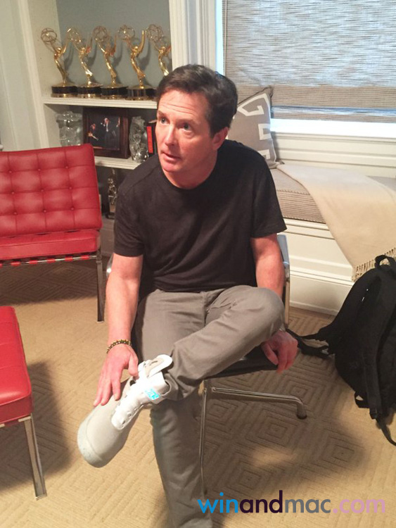 nike-self-tying-shoe