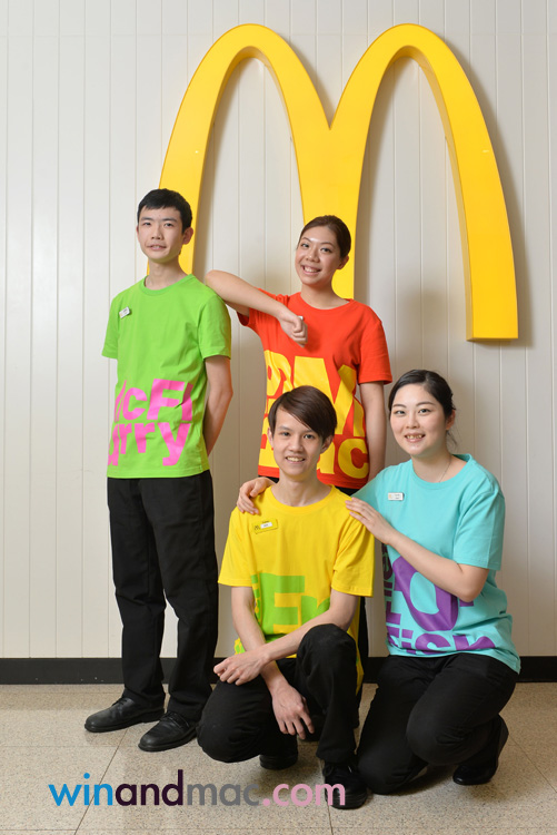 mcdonalds-uniform-2016