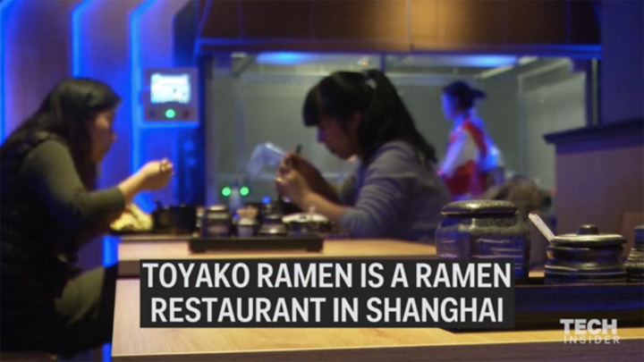 shanghai-robots-restaurant-1