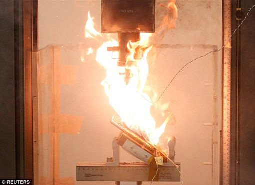 samsung-note-7-singapore-explosion