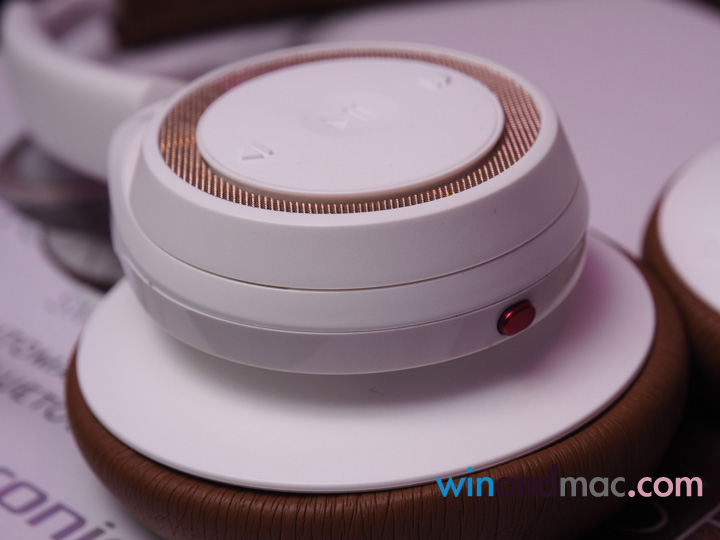 plantronics-backbeat-sense-hongkong-4